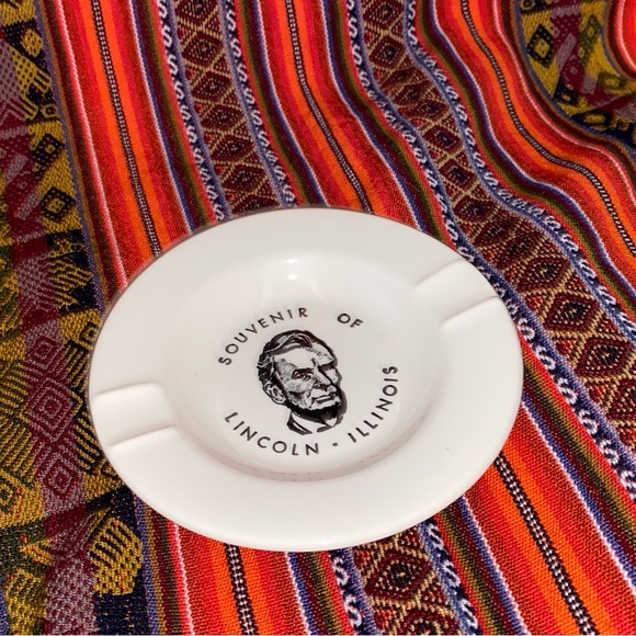 🚬50’s Vintage Abraham Lincoln Ashtray 5.25” Porcelain Souvenir Stetson’s F. O. - Picture 7 of 11